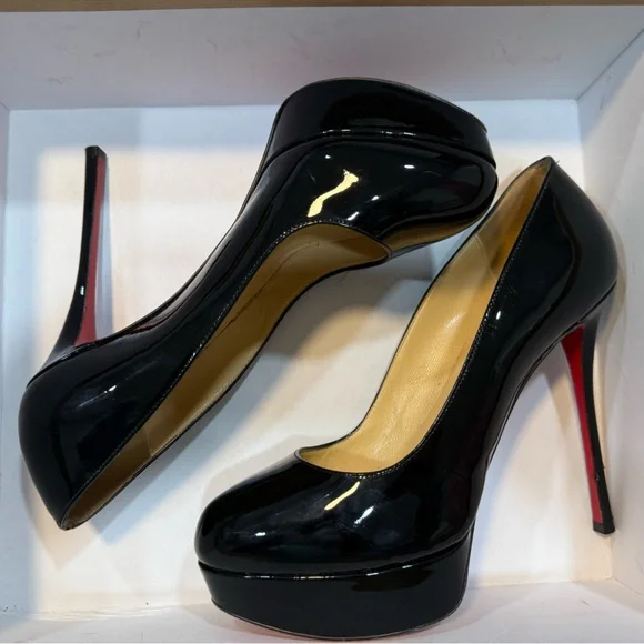 Christian Louboutin Dirditta Pumps - Picture 2 of 12